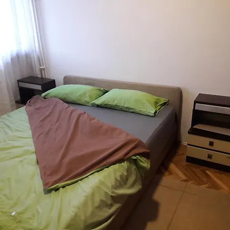 Solaris 212 *